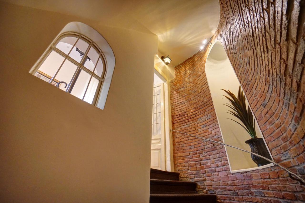 Casa De Vis, Brasov Old City Centre Apartment Luaran gambar