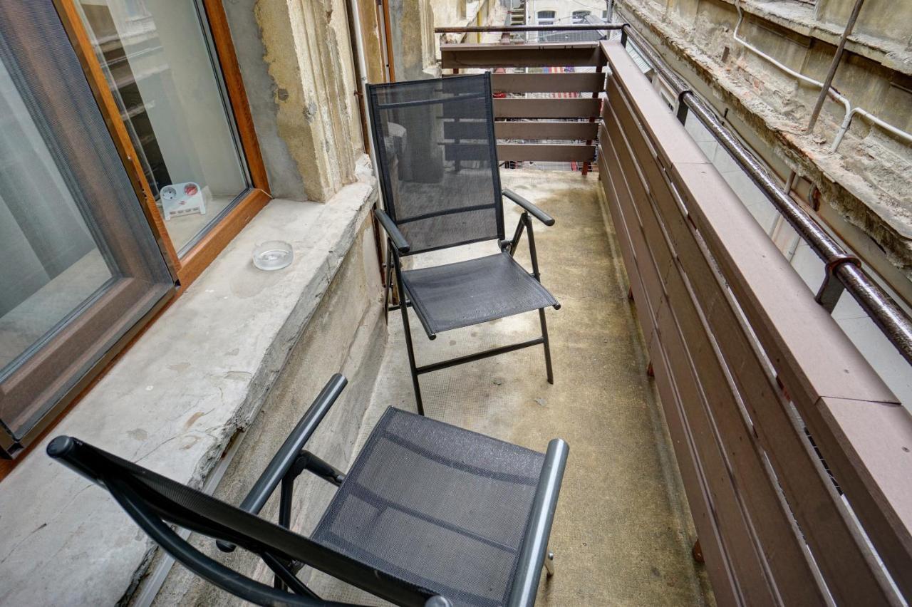 Casa De Vis, Brasov Old City Centre Apartment Luaran gambar